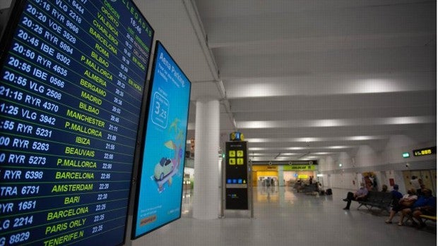 El aeropuerto de Sevilla recibió 461.000 pasajeros en septiembre