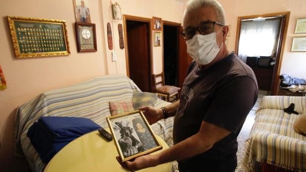 «A mi madre le han faltado cuatro meses para ver al Gran Poder en su barrio»