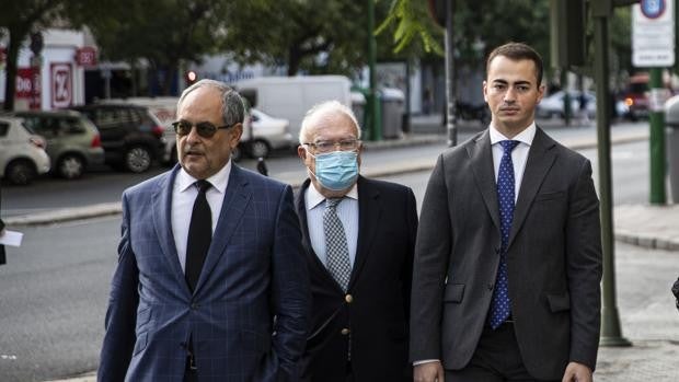 La fiscal achaca a Javier Criado «acoso psicológico» y mantiene su petición de dos años de cárcel