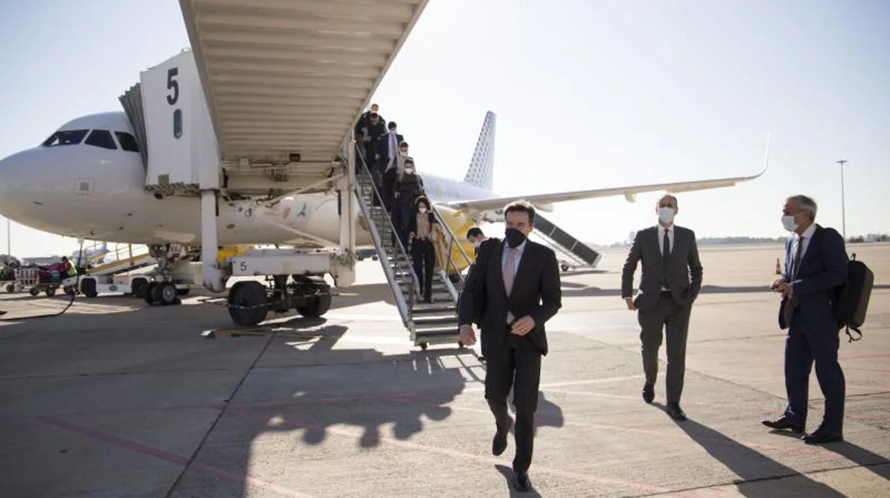 El presidente de Vueling y el directivo de Repsol aterrizan en Sevilla