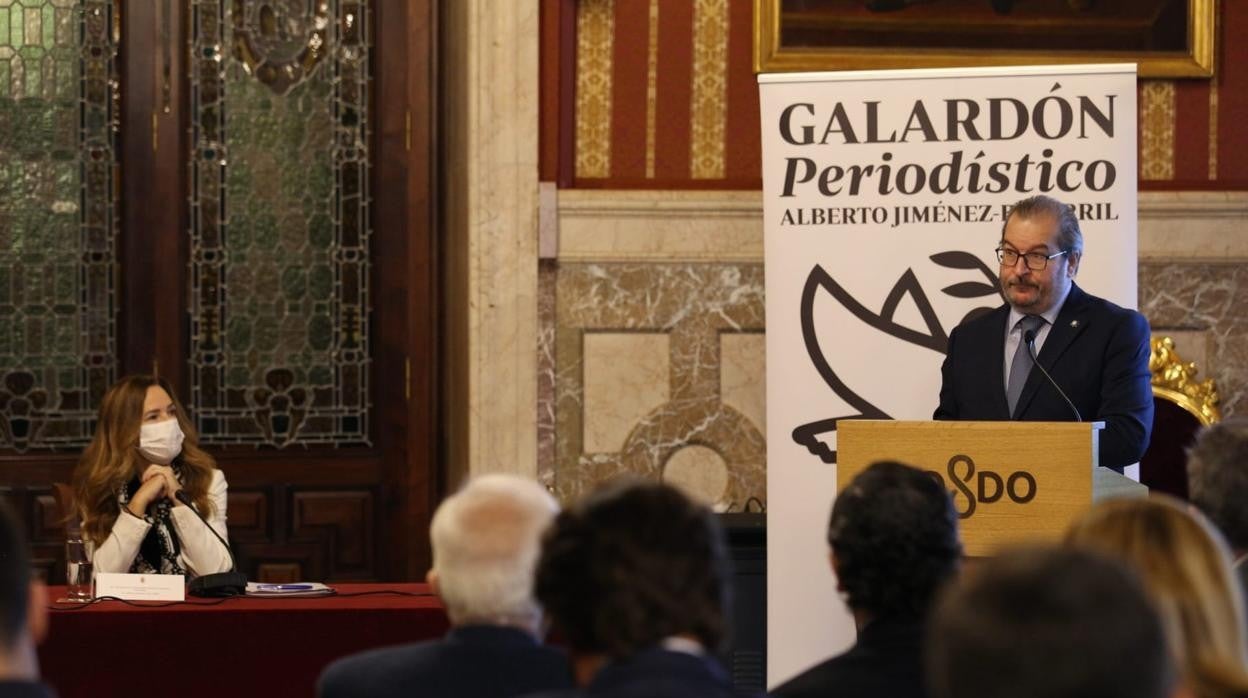 Fernando Lázaro, durante su discurso tras recibir el galardón