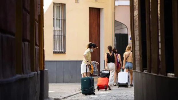 La nueva cepa de Covid arruina la recuperación del turismo extranjero en Sevilla