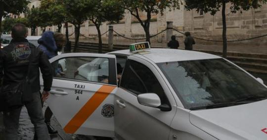 Servicio de taxis en la calle Alemanes