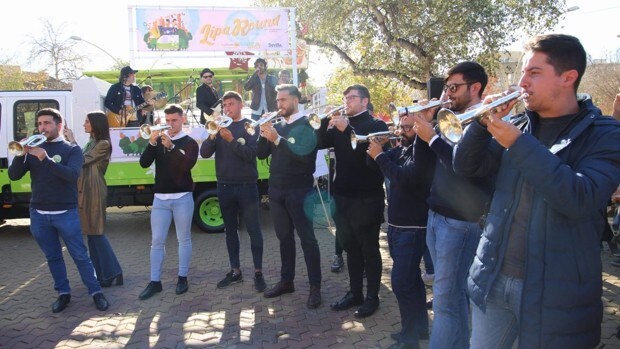 Lipasam celebra la Navidad y su aniversario con un festival de música itinerante por la ciudad