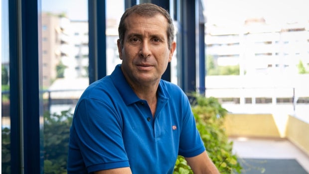 «Vivimos una avalancha récord de consultas sobre suicidios en Sevilla, especialmente de chicas y adolescentes»