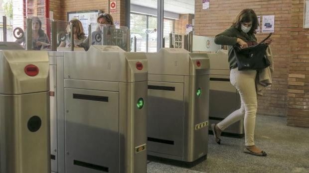 Restablecido el servicio ferroviario de Cercanías entre Virgen del Rocío, San Bernardo y Santa Justa