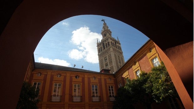 El Arzobispado de Sevilla inmatriculó ocho bienes, entre ellos Santa Inés y la iglesia San José, con «incidencias»