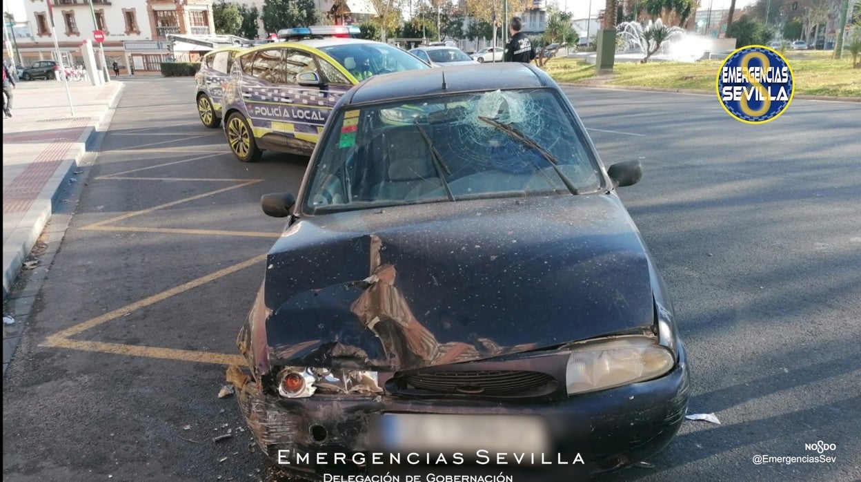 Estado en el que ha quedado el vehículo tras haber colisionado con las dos furgonetas