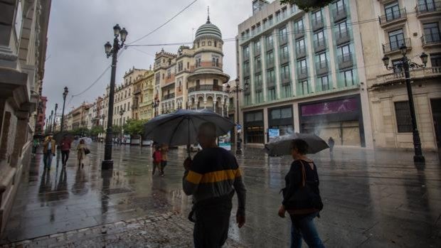 Cambio de tiempo en Sevilla: lluvia, tormentas y descenso de temperaturas