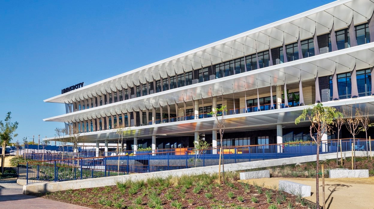 Fachada de la Universidad Loyola Andalucía- ABC