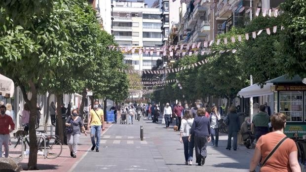 Los vecinos de Los Remedios no podrán comprar leche o zumos desde las 4 de la tarde durante la Feria