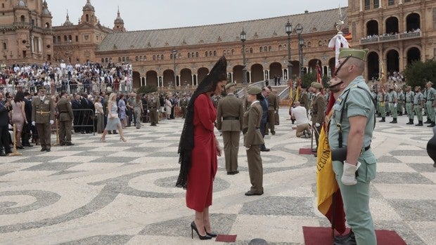 La Plaza de España de Sevilla, como símbolo del compromiso con la patria