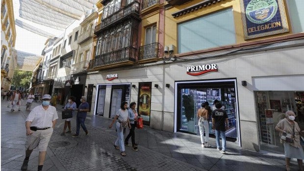 La entrada de una masa de aire frío refresca el tiempo en Sevilla