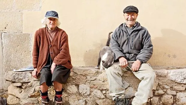 Sinforosa y Martín, los últimos habitantes de La Estrella, un pequeño poblado de Teruel