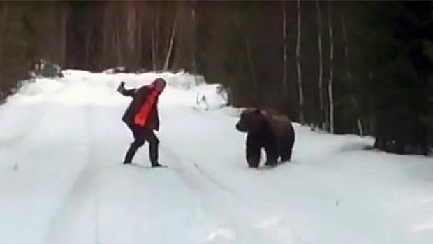 La manera más impresionante de librarse del ataque de un oso