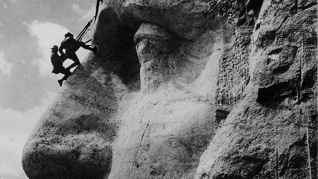 El monte Rushmore fue declarado Monumento Nacional el 3 de marzo