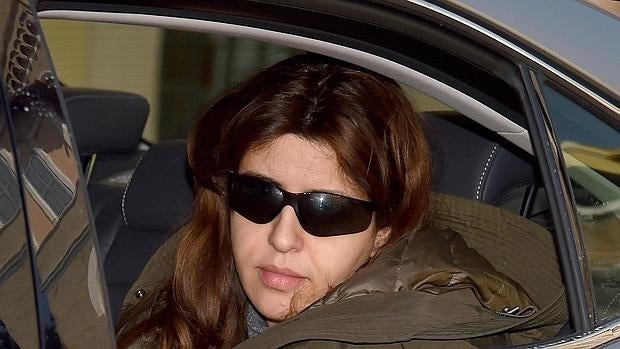 La relaciones públicas Francesca Chaouqui, ayer, a la salida del juicio