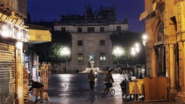 No adelantar la hora mantendría a España en su meridiano beneficiando al país y a coste cero