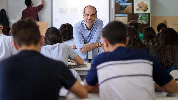 «Hay chavales que realmente necesitan aprender a cumplir las normas, y la escuela les enseña a hacerlo»