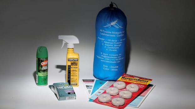 Ante la espera del medicamento, los expertos recomiendan evitar las picaduras de mosquitos instalando mosquiteras en las ventanas, entre otras acciones preventivas