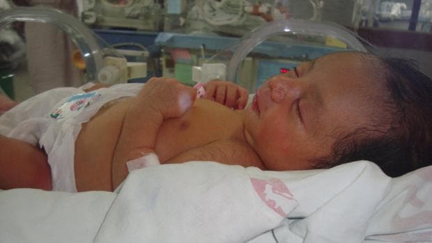 Los bebés son depositados en estos «buzones-incubadoras» para mantenerlos a salvo