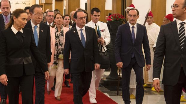 Ban Ki-moon y Hollande, en la cumbre del clima que se celebra en Marrakech