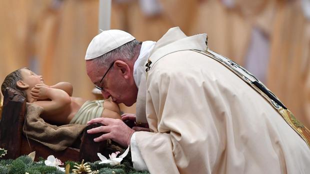 Papa Francisco: «Los Reyes Magos son imagen de quienes no dejan que se les anestesie el corazón»