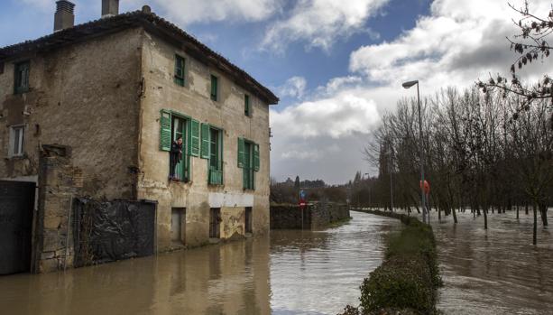 El temporal en Navarra deja la mayor crecida de los ríos en los últimos dos años