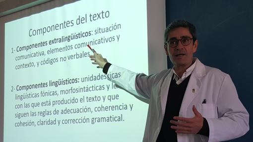 Cristóbal Jiménez Ariza trabajó como periodista en el programa «Hoy por hoy» de la cadena Ser