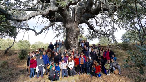 Miembros de la Asociación Amigos de Villarroya