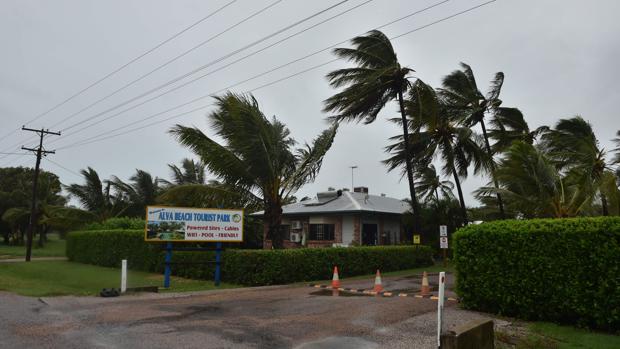 Los vientos del ciclón «Debbie» en Australia han alcanzado los 270 kilómetros por hora