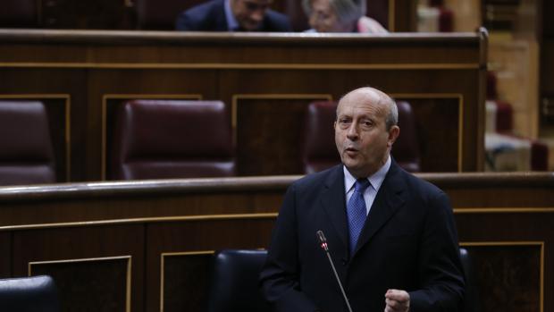 El exministro de Educación, José Ignacio Wert, esta mañana en el Congeso de los Diputados