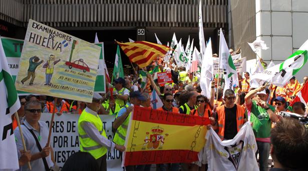 Examinadores de tráfico se manifiestan en Madrid el pasado 2 de junio