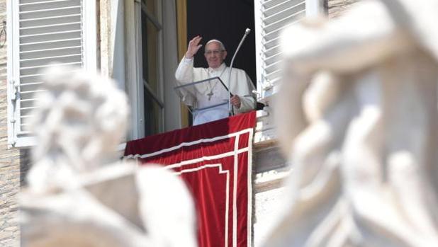Papa Francisco: «Los cardenales no somos la gerontocracia de la Iglesia, somos los abuelos»