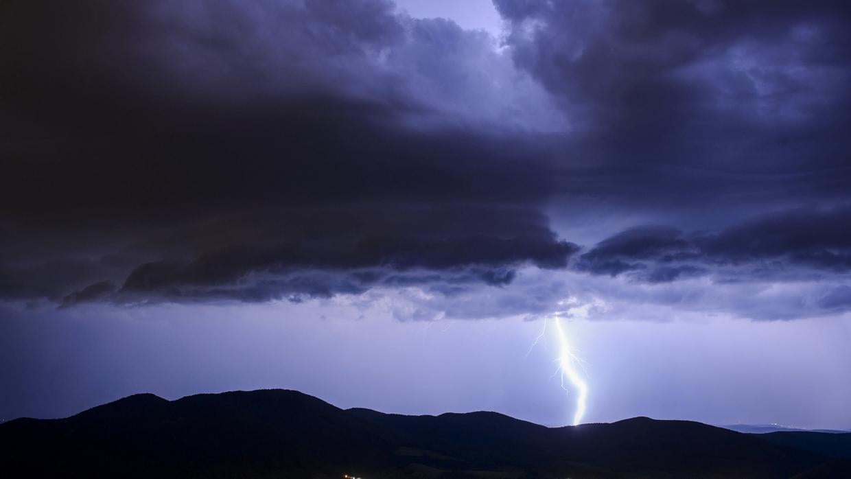 Las tormentas han hecho acto de presencia en España