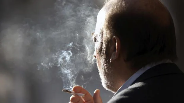 Las políticas sanitarias de prevención del tabaquismo están dando sus frutos, según la Organización Mundial de la Salud (OMS)