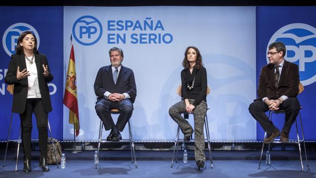 El PP apoya abrir el debate sobre la política de becas del Gobierno