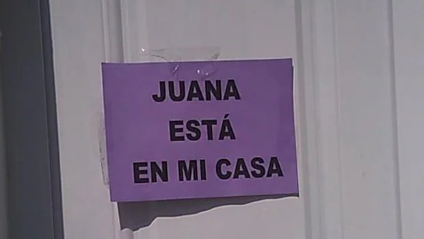 Cartel de «Juana está en mi casa»