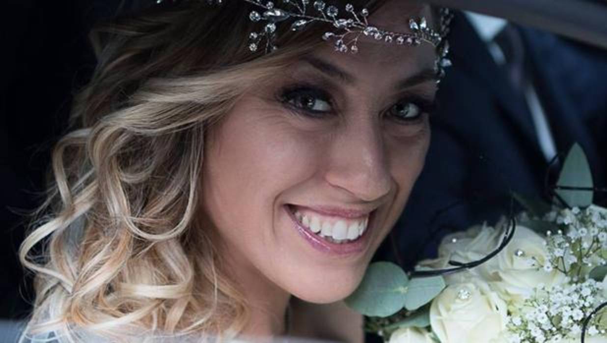 Laura Mesi en una imagen de su boda colgada en su cuenta de Facebook