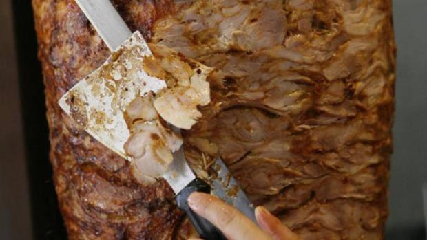 La Unión Europea podría prohibir los kebabs por sus riesgos para la salud