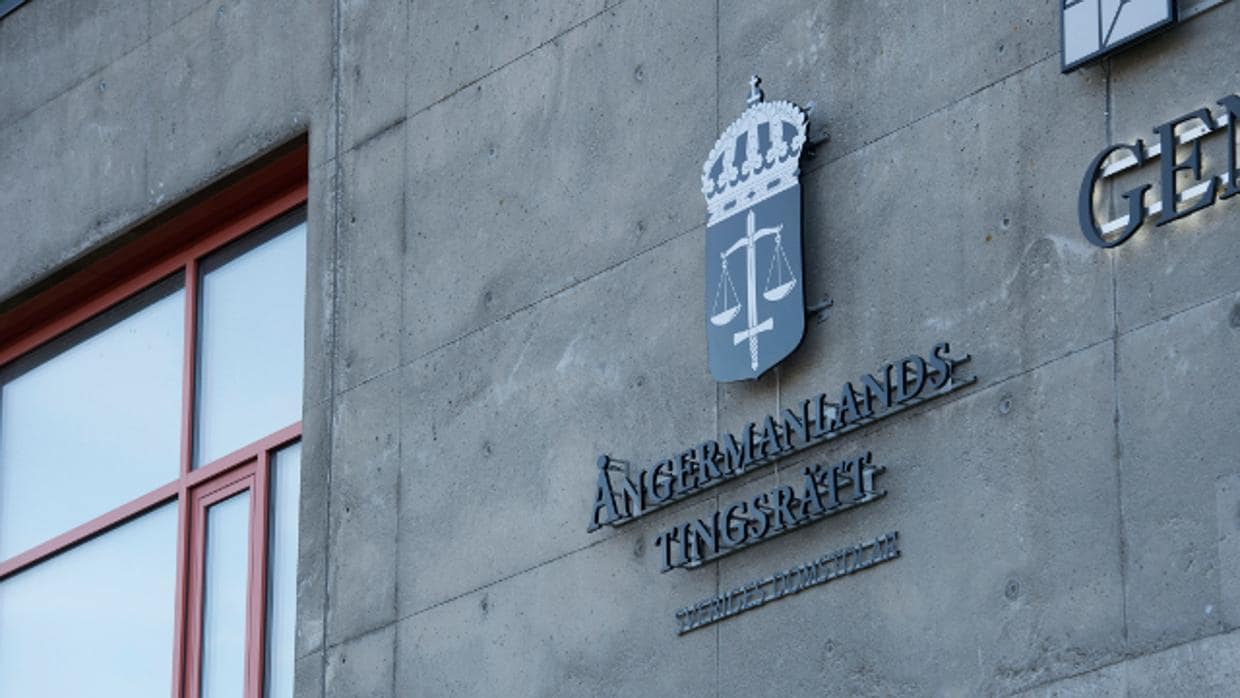 Dos hermanos suecos, condenados por más de 1.000 violaciones a niños