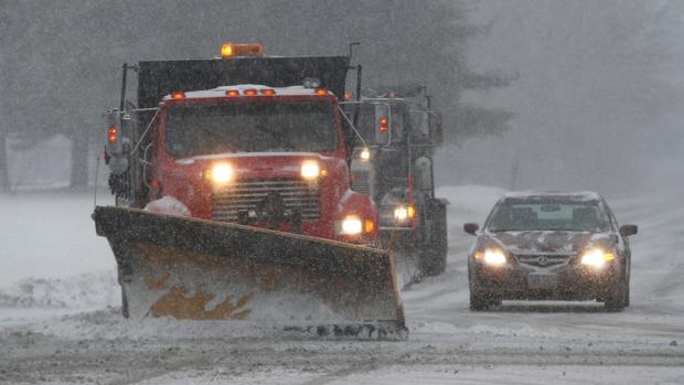 La DGT avisa: la operación retorno se puede complicar en el norte y más para los coches sin ruedas de invierno