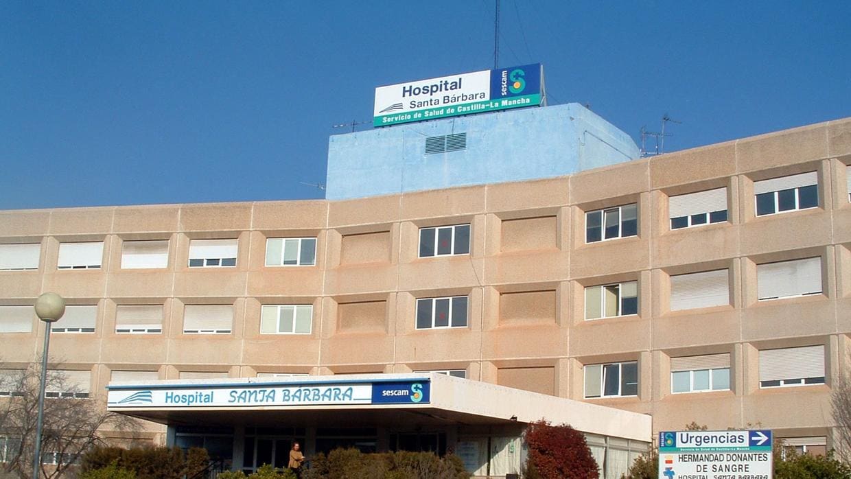 Hospital de Puertollano, donde se ha denunciado la contratación de ginecólogos sin la titulación