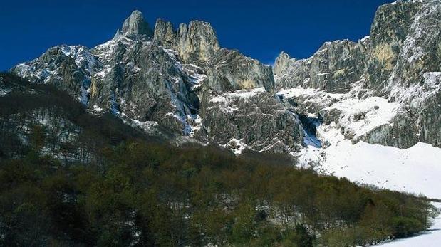 Alertan de un fuerte riesgo de aludes en los Picos de Europa