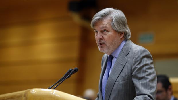 Méndez de Vigo: «No esperábamos que hoy se pronunciara el Tribunal Constitucional»