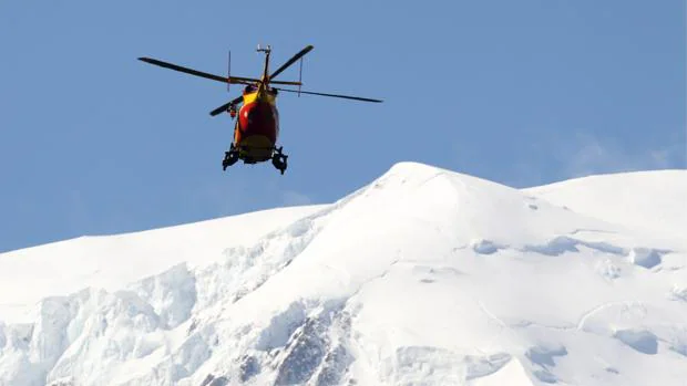 Mueren dos montañeros cántabros aplastados por un alud en los Pirineos franceses