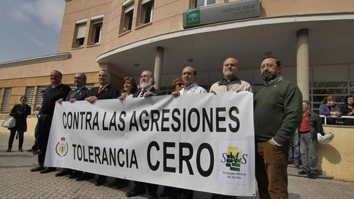 Una paciente agrede a una doctora en Mallorca con el teclado del ordenador de la consulta