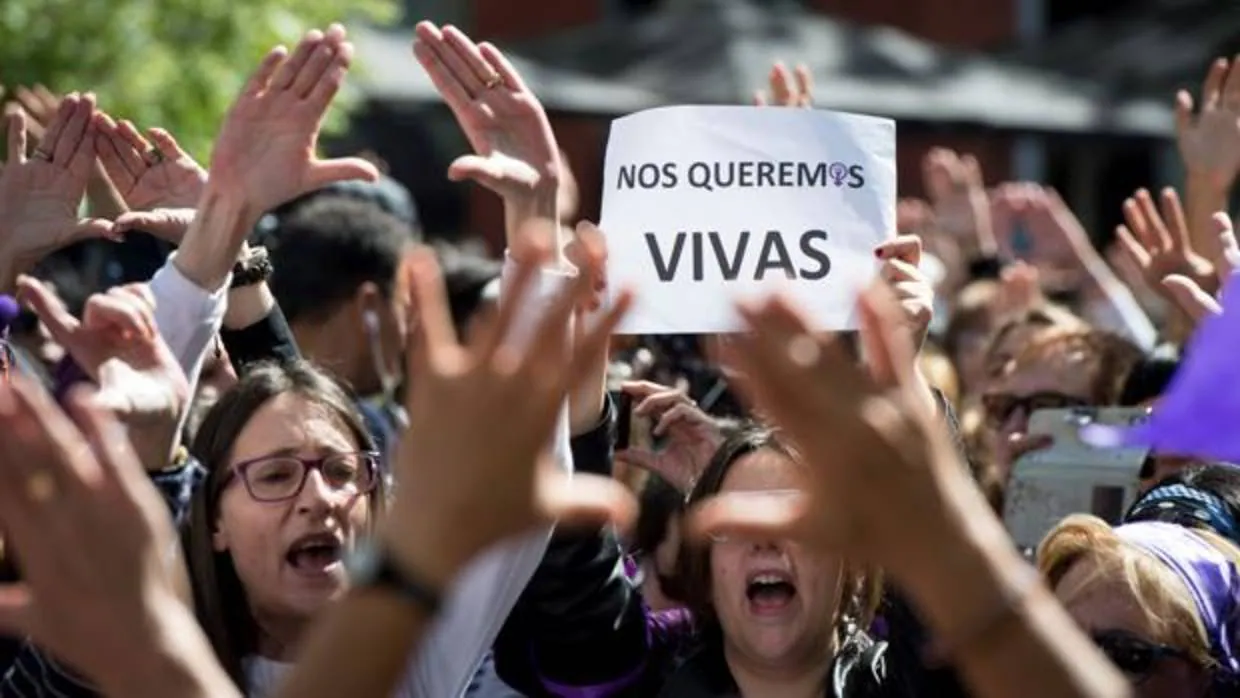 Concentración de mujeres contra el fallo judicial de «La Manada» en la Puerta del Sol, el pasado Dos de Mayo