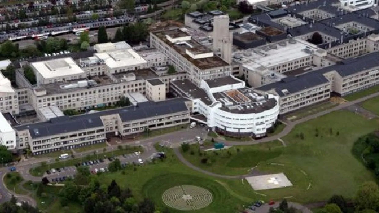 Ninewells Hospital , en Dundee, Reino Unido