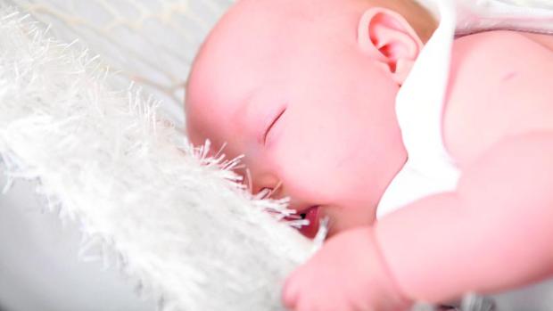 Nace el primer bebé en 12 años en una isla donde los nacimientos están prohibidos